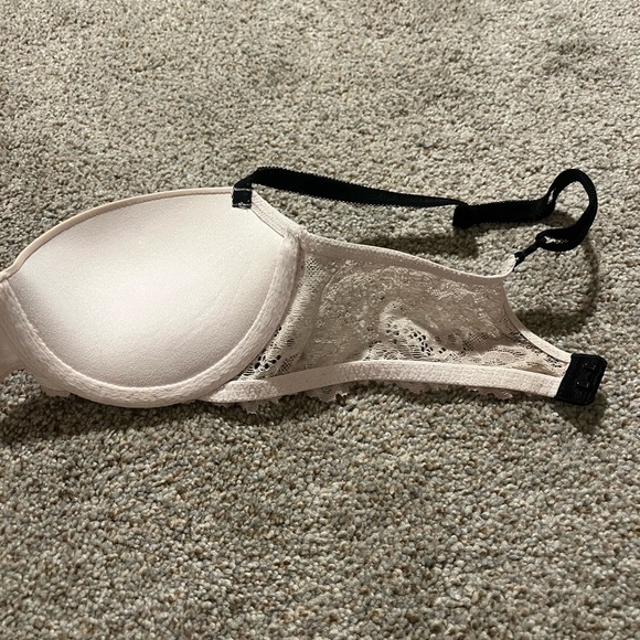 VICTORIA’S Secret Balconette push up bra - Picture 4 of 9